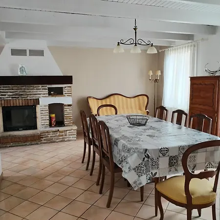 Maison Climatisee 7-9 Personnes 1300m De La Avec Navette Ou Piste Cyclable *